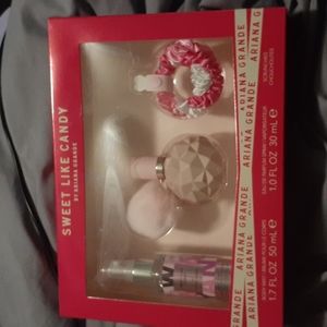 Ariana Grande's Sweet Like Candy set